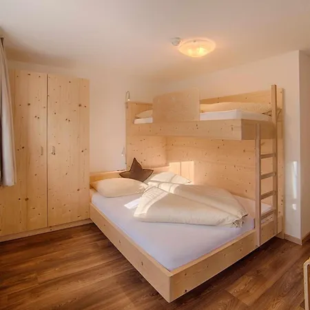 & Wellness Loefflerblick Apartment Cadipietra