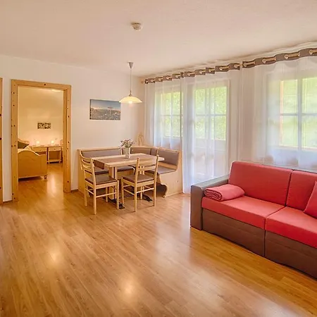 Apartment & Wellness Loefflerblick Cadipietra